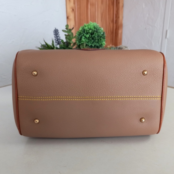 Dooney & Bourke, AWL, 3.0 Barrel Satchel 28, in Taupe - Picture 9 of 16